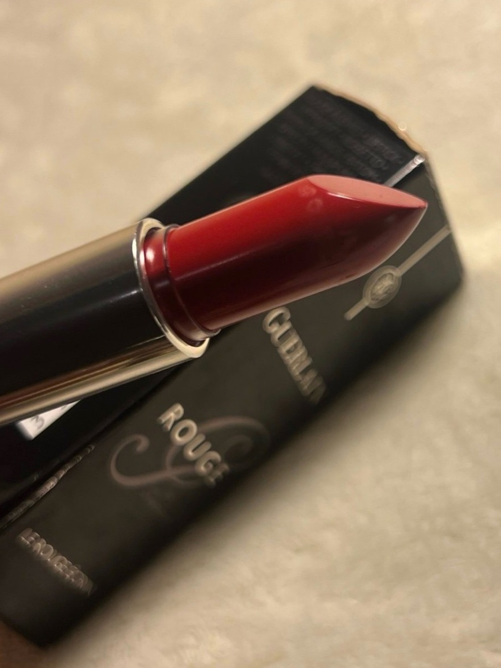 Guerlain Rouge G Jewel Lipstick Silver Compact 22 Greta Net 12 oz